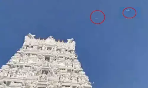 తిరుమలలో విమానం కలకలం.. ఆందోళనలో భక్తులు
