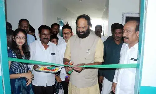 కార్పొరేట్ స్థాయి వైద్యం కోదాడలో : మంత్రి ఉత్తమ్