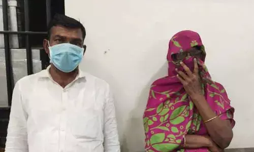 అపార్ట్మెంట్లో గుట్టు చప్పుడు కాకుండా వ్యభిచారం.. ఇద్దరు అరెస్ట్