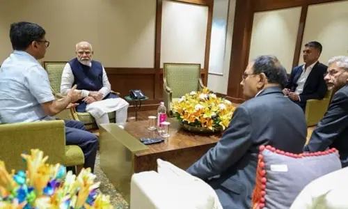 మోడీతో దోవల్ భేటీ.. త్రివిధ దళాధిపతులతో రాజ్‌నాథ్ సింగ్ కూడా..!