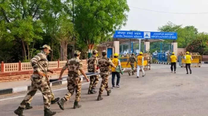 Rajasthan: రాజస్థాన్ లోని మూడు ప్రాంతాల్లో అత్యవసర రెడ్ అలెర్ట్ Rajasthan: రాజస్థాన్ లోని మూడు ప్రాంతాల్లో అత్యవసర రెడ్ అలెర్ట్