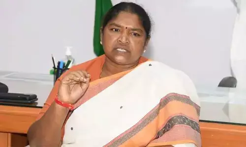 Seethakka: గ్రామ పంచాయతీ కార్యదర్శుల డిమాండ్లపై మంత్రి సీతక్క గుడ్ న్యూస్