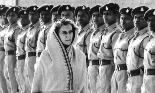 Indira Gandhi: పాకిస్థాన్ జోలికి వెళ్లొద్దని అమెరికా అధ్యక్షుడి హుకూం.. కళ్లు మూసుకొని మౌనంగా భరించిన ఇందిర..1971 పాక్ తో యుద్ధానికి ముందు ఏం జరిగింది..?