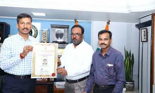 సింగరేణి సీఎండీ బలరామ్ కు ఐఐఐఈ పర్ఫార్మెన్స్ ఎక్స్​లెన్స్ ​పురస్కారం