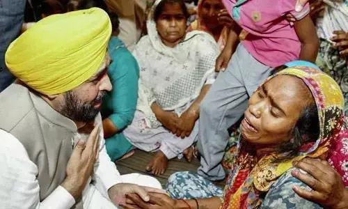 Punjab: పంజాబ్ కల్తీ మద్యం ఘటన.. 21కి చేరిన మృతుల సంఖ్య