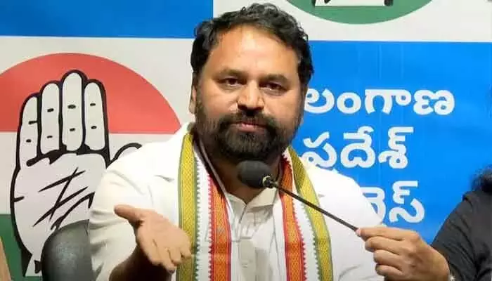 Addnaki Dayakar : విలీనం కాకపోతే మీ పార్టీని రద్దుచేసుకుంటారా?.. బీజేపీకి అద్దంకి దయాకర్ సవాల్ Addnaki Dayakar : విలీనం కాకపోతే మీ పార్టీని రద్దుచేసుకుంటారా?.. బీజేపీకి అద్దంకి దయాకర్ సవాల్
