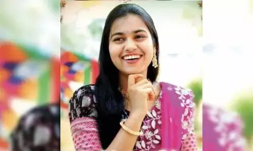 అమెరికాలో కట్టంగూరు యువతి మృతి..