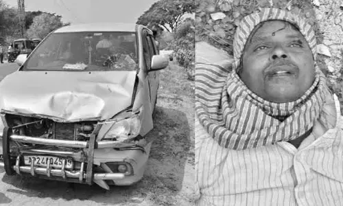 రోడ్డు ప్రమాదంలో వ్యక్తికి తీవ్ర గాయాలు ... ప్రాణాపాయ స్థితిలో చికిత్స