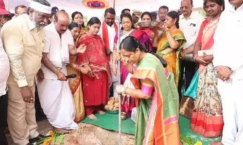 కృష్ణ కాలేజీకి కొత్త బిల్డింగ్‌.. శంకుస్థాపన చేసిన మంత్రి కొండా సురేఖ
