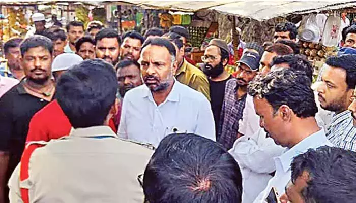 వైసీపీ మాజీ MLA నవాజ్ బాషాపై కేసు నమోదు వైసీపీ మాజీ MLA నవాజ్ బాషాపై కేసు నమోదు