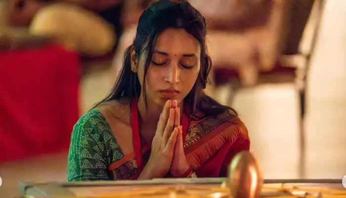 జీవితంలో ఏదీ శాశ్వతం కాదు.. కానీ నేను మీ సన్నిధిలో ఉంటే నా గమ్యాన్ని చేరుకుంటాను.. నాని హీరోయిన్ ఇంట్రెస్టింగ్ పోస్ట్ జీవితంలో ఏదీ శాశ్వతం కాదు.. కానీ నేను మీ సన్నిధిలో ఉంటే నా గమ్యాన్ని చేరుకుంటాను.. నాని హీరోయిన్ ఇంట్రెస్టింగ్ పోస్ట్