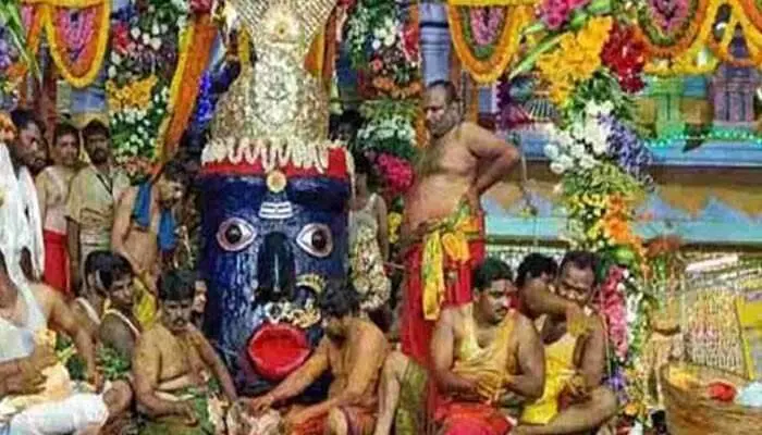 రాష్ట్ర ప్రభుత్వం కీలక నిర్ణయం.. పాఠ్యపుస్తకాల్లో ‘తిరుపతి గంగమ్మ జాతర’ రాష్ట్ర ప్రభుత్వం కీలక నిర్ణయం.. పాఠ్యపుస్తకాల్లో ‘తిరుపతి గంగమ్మ జాతర’