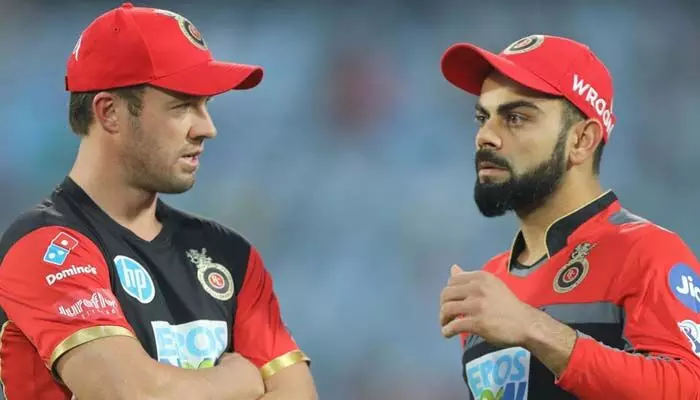 ఆర్సీబీ ఫైనల్ చేరితే.. నేనూ వస్తా: మాటిచ్చిన డివిలియర్స్ ఆర్సీబీ ఫైనల్ చేరితే.. నేనూ వస్తా: మాటిచ్చిన డివిలియర్స్