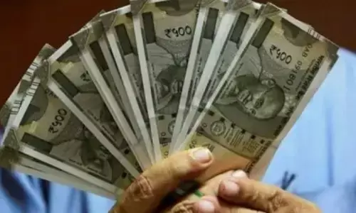 Govt Scheme: మీకు కష్టంగా ఉందా? డబ్బులు లేవా? ఈ పథకాలు మీకు హెల్ప్ అవుతాయి!