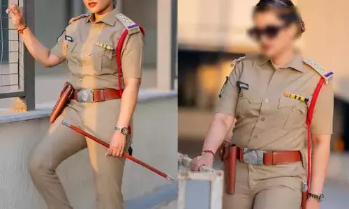 ఖాకీ డ్రెస్‌లో కిర్రాక్ అనిపిస్తున్న యాంకరమ్మ.. లేటెస్ట్ పిక్స్ వైరల్