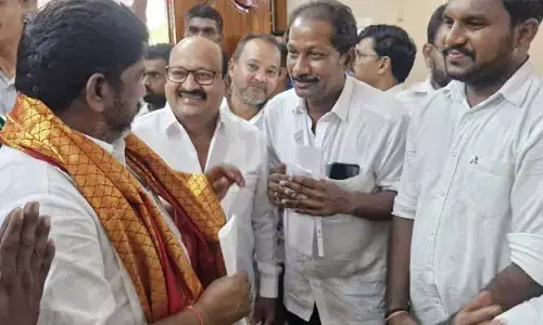 పాల్వంచలో 800 మెగావాట్ల విద్యుత్​ ఉత్పత్తి యూనిట్‌ను నెలకొల్పాలి..  టీఎస్‌పీఈయూ వినతి