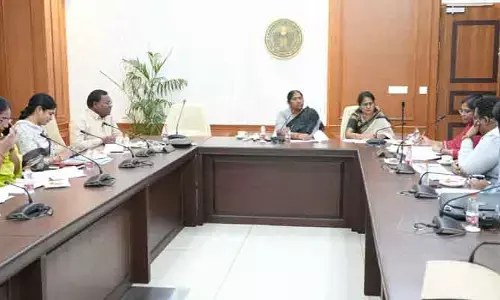 త్వరితగతిన పనులు పూర్తి చేయాలి