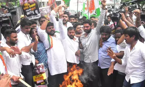 రాహుల్ గాంధీ పర్యటనలను అడ్డుకోవడం సిగ్గు చేటు: యువజన కాంగ్రెస్ నేత జక్కిడి శివ చరణ్ రెడ్డి