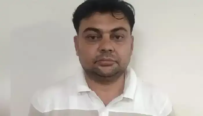 ఉత్తరప్రదేశ్లో మరో పాకిస్తానీ గూఢచారి అరెస్ట్ ఉత్తరప్రదేశ్లో మరో పాకిస్తానీ గూఢచారి అరెస్ట్