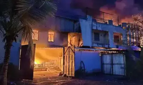 సోలాపూర్‌లో భారీ అగ్నిప్రమాదం.. నలుగురు మృతి
