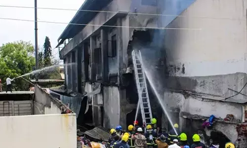 Fire accident: మరో భారీ అగ్ని ప్రమాదం.. 8 మంది మృతి