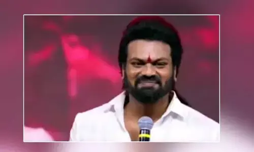 కులపోళ్ల సినిమా అని ట్రోల్ చేస్తున్నారు..భైరవం ఈవెంట్‌లో మనోజ్ సంచలన వ్యాఖ్యలు
