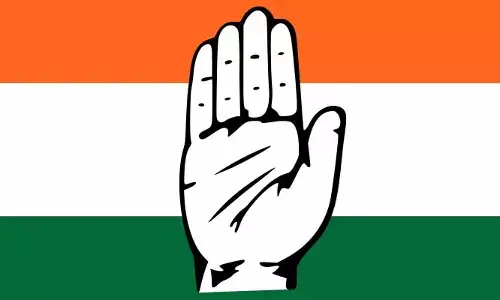 Congress: కాంగ్రెస్ లో ఉంటూనే బీజేపీతో కలిసి మైండ్ గేమ్!  సీనియర్ ఎంపీపై వేటు దిశగా కాంగ్రెస్?