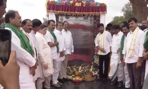 ‘ఇందిర సౌర గిరి జల వికాసం’ పథకాన్ని ప్రారంభించిన సీఎం రేవంత్‌
