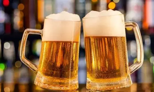 Beer price: ఇదేం బాదుడు మావా.. బీరును కూడా వదలడం లేదుగా.. రేట్లు పేలిపోతున్నాయి..అసలు బీరు రేటు ఎంతో తెలుసా?