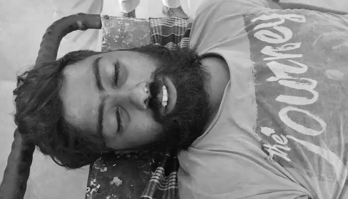 మద్యానికి బానిసై యువకుడు ఆత్మహత్య.. మద్యానికి బానిసై యువకుడు ఆత్మహత్య..