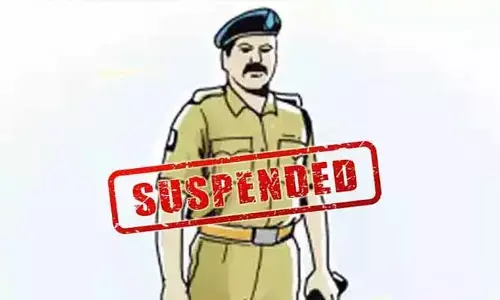 వరంగల్‌ లో ఇన్‌స్పెక్టర్ సస్పెండ్..