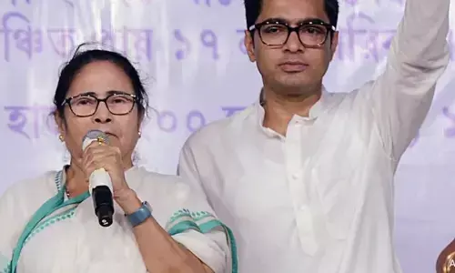 అఖిలపక్ష బృందం నుంచి యూసఫ్ పఠాన్ ఔట్