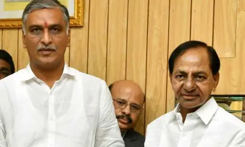 KCR : కాళేశ్వరం కమిషన్ నోటీసులు.. కేసీఆర్-హరీష్ రావు భేటీ