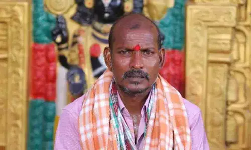 పెళ్లి సంబరాల్లో విషాదం...వడదెబ్బతో వధువు తండ్రి మృతి