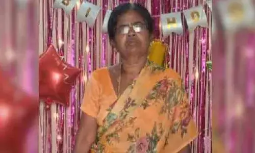 పాము కాటుతో మహిళ మృతి...