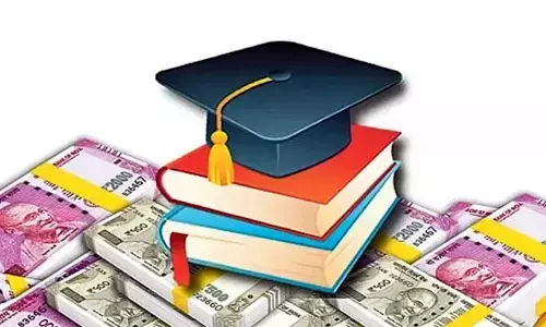 ఇంజనీరింగ్ కాలేజీల ఫీజు పెంపు సరికాదు!