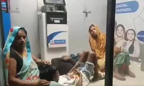 Viral video : అసలే ఎండాకాలం.. ఉక్కబోతలు భరించలేక వీళ్లేం చేశారో తెలిస్తే షాక్ అవ్వాల్సిందే..!