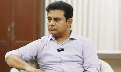 BIG BREAKING : కేటీఆర్‌కు ఏసీబీ నోటీసులు