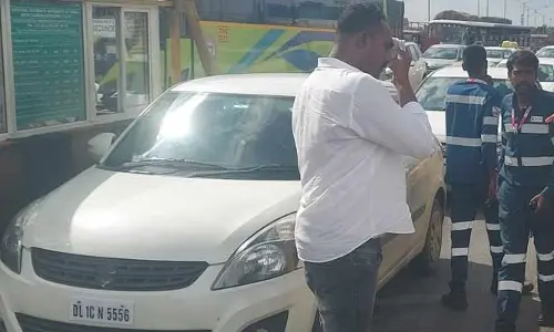 ఎగ్జంషన్ ఉన్న బండికి టోల్ కట్ అవుతుందా..?