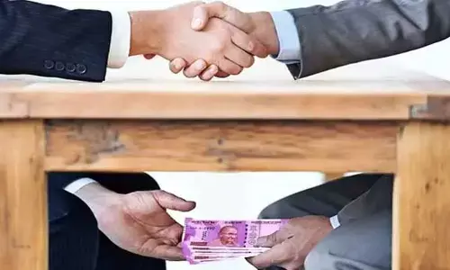ఏసీబీ వలలో మరో అవినీతి చేప
