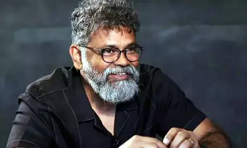 Sukumar: పట్టణ ప్రజలు కంటే గ్రామాల్లో వాళ్లు బెటర్.. డైరెక్టర్ సుకుమార్ కామెంట్స్ వైరల్