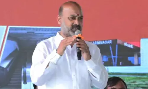 పదేళ్లలో రైల్వేలను BRS పట్టించుకోలే.. బండి సంజయ్ కీలక వ్యాఖ్యలు