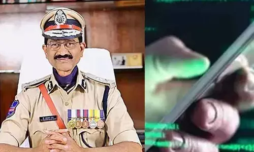 Phone tapping case: ఫోన్ ట్యాపింగ్ కేసులో  ప్రభాకర్ రావుకు బిగ్ షాక్..  ఇంటికి నోటీసులు