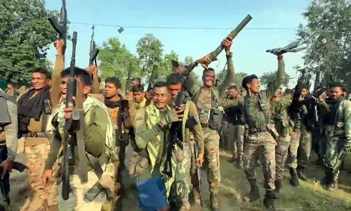 Chhattisgarh Encounter : DRG బలగాల అమానవీయ చర్య.. మావోయిస్టుల మృతదేహాల ముందు డ్యాన్సులు!
