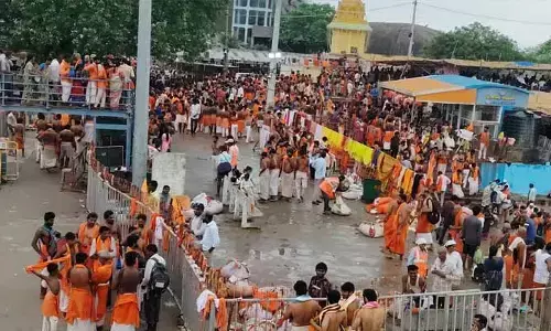 అంజన్న క్షేత్రం.. కాషాయ శోభితం.. ముగిసిన జయంతి ఉత్సవాలు.