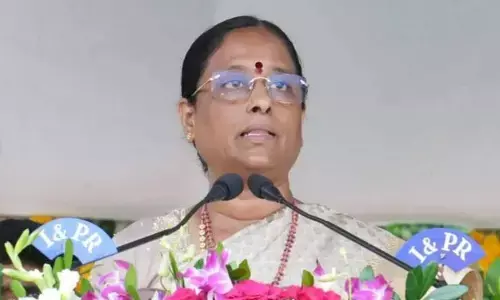 వ‌ర‌ల్డ్ క్లాస్‌ విధానాల‌తో తెలంగాణ జూ పార్కులు న‌డపాలి: మంత్రి కొండా సురేఖ