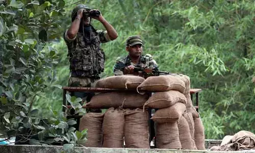 BREAKING : గడ్చిరోలిలో ఎన్కౌంటర్.. నలుగురు మావోలు హతం