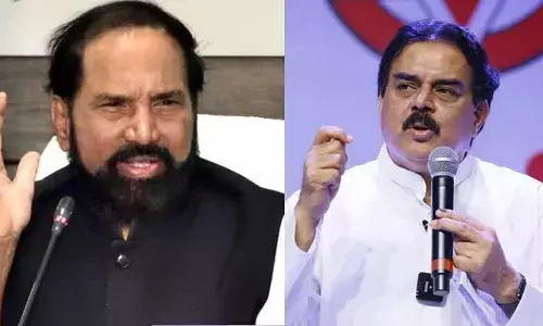 చాలా రోజుల తర్వాత కీలక పరిణామం..  హైదరాబాద్‌లో రెండు రాష్ట్రాల మంత్రుల భేటీ