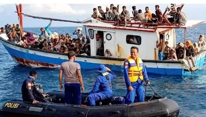 Rohingya: రెండు ఓడలు నీట మునిగి 427 మంది మృతి.. ఆ దేశంలో తీవ్ర విషాదం ! Rohingya: రెండు ఓడలు నీట మునిగి 427 మంది మృతి.. ఆ దేశంలో తీవ్ర విషాదం !