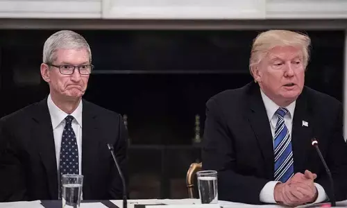 IPhone : ట్రంప్ అల్టిమేటంపై ఆపిల్ సీఈవో టామ్ కుక్ స్పందన